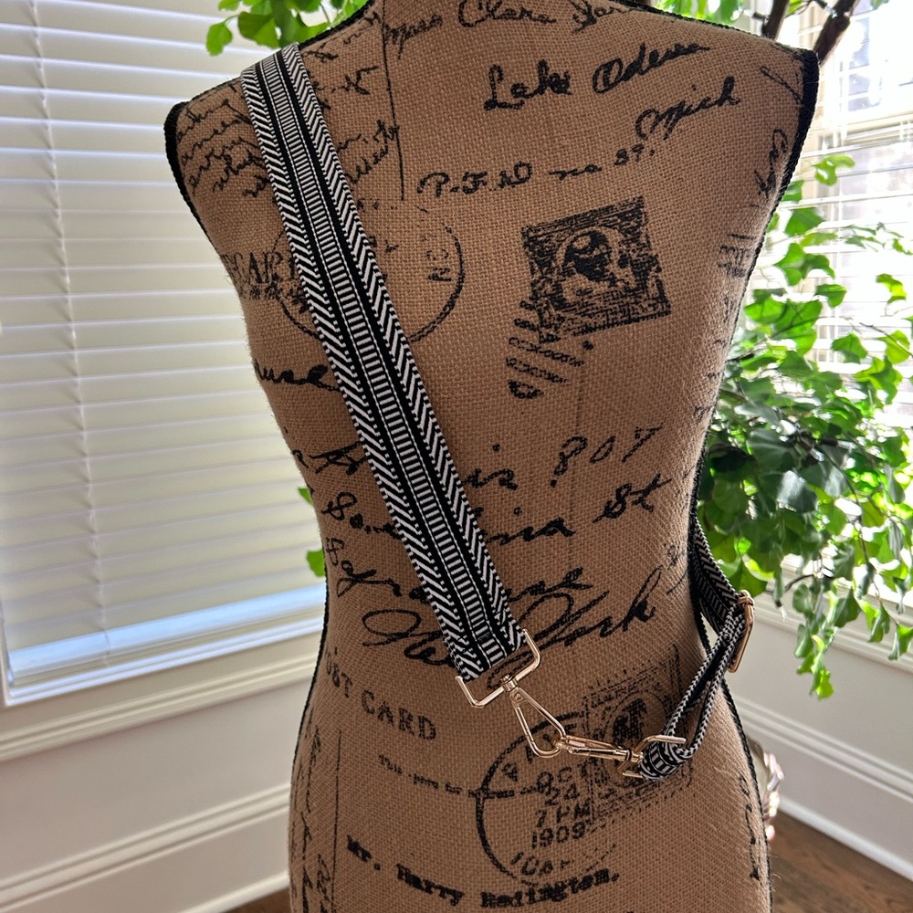 Woman’s Bag Strap NWOT
